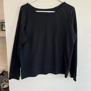 Beyond Yoga black Crewneck